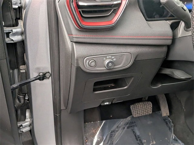 Used 2024 Chevrolet TrailBlazer RS w/ Driver Confidence Package image 15