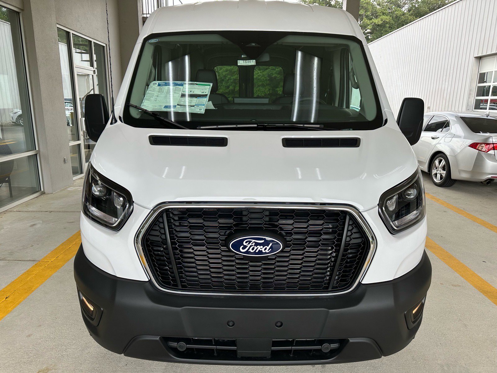 New 2026 Ford Transit 250 148 Medium Roof RWD image 4