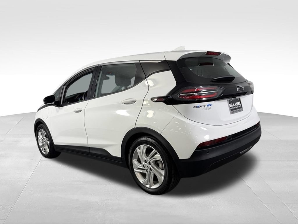 Used 2023 Chevrolet Bolt LT w/ Driver Confidence Package FWD image 8