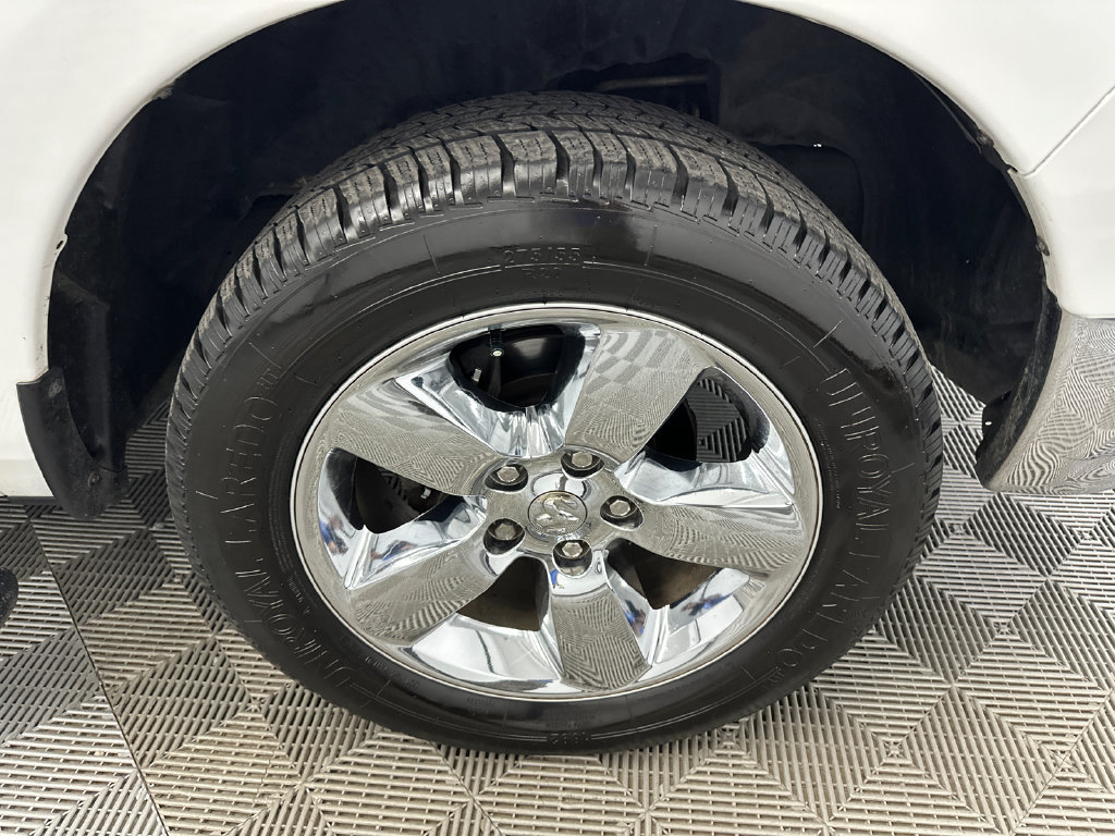 Used 2019 RAM 1500 Big Horn RWD image 13