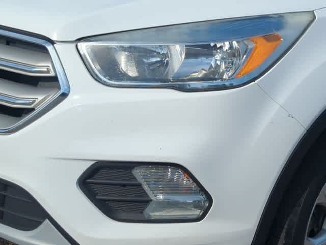 Used 2018 Ford Escape SE w/ SE Sync 3 Package AWD/4WD image 11