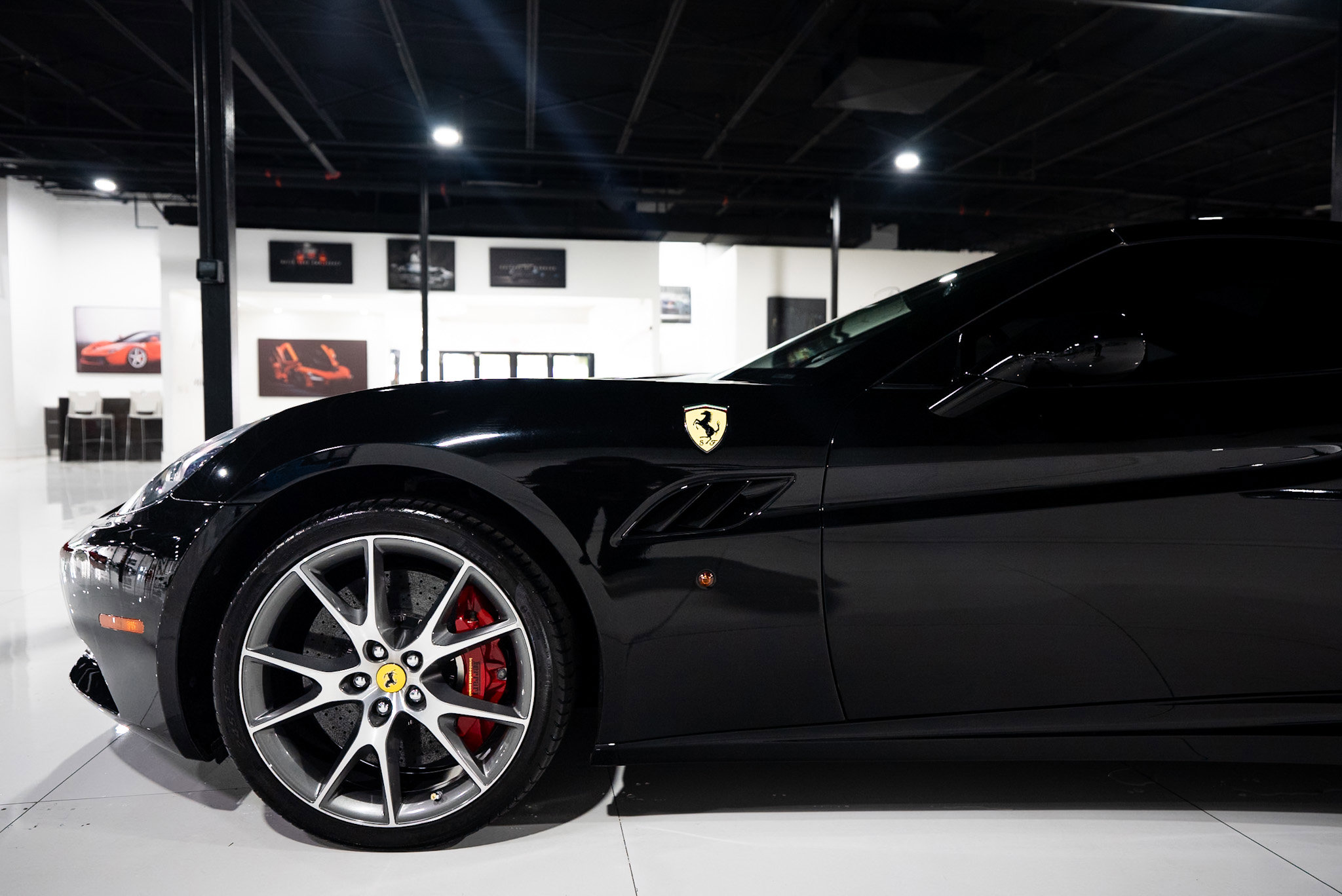 Used 2012 Ferrari California image 44