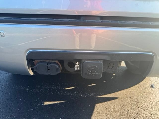Used 2020 Toyota Sequoia Platinum AWD/4WD image 12
