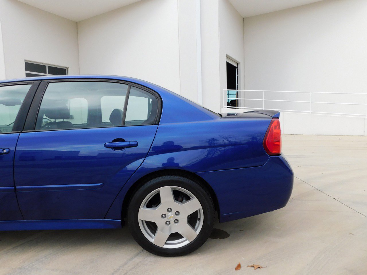 Used 2004 Chevrolet Malibu LT w/ Preferred Equipment Group image 7