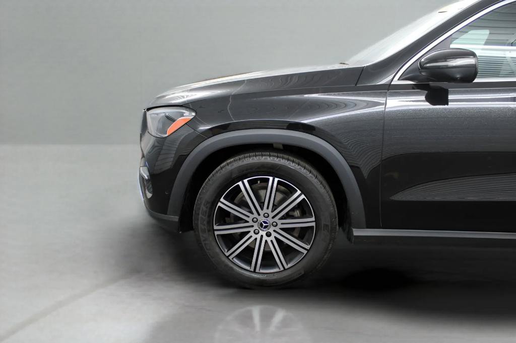 Used 2025 Mercedes-Benz GLE 350 4MATIC image 32
