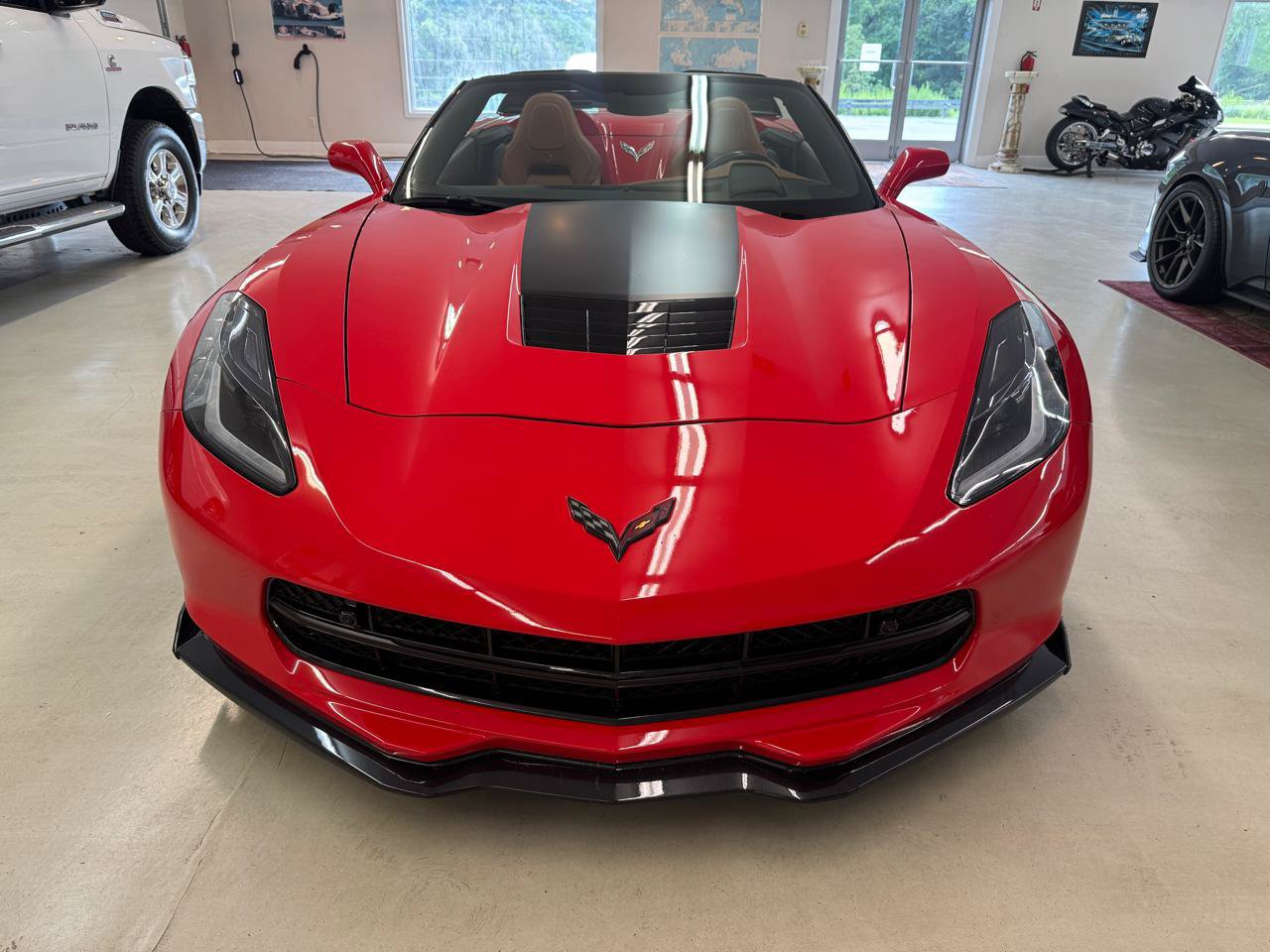 Used 2019 Chevrolet Corvette Convertible w/ 2LT w/ 2LT Preferred Equipment Group RWD image 36