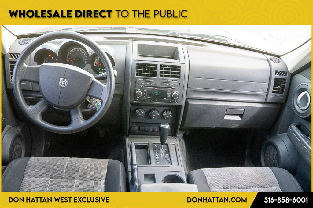Used 2007 Dodge Nitro SXT RWD image 4