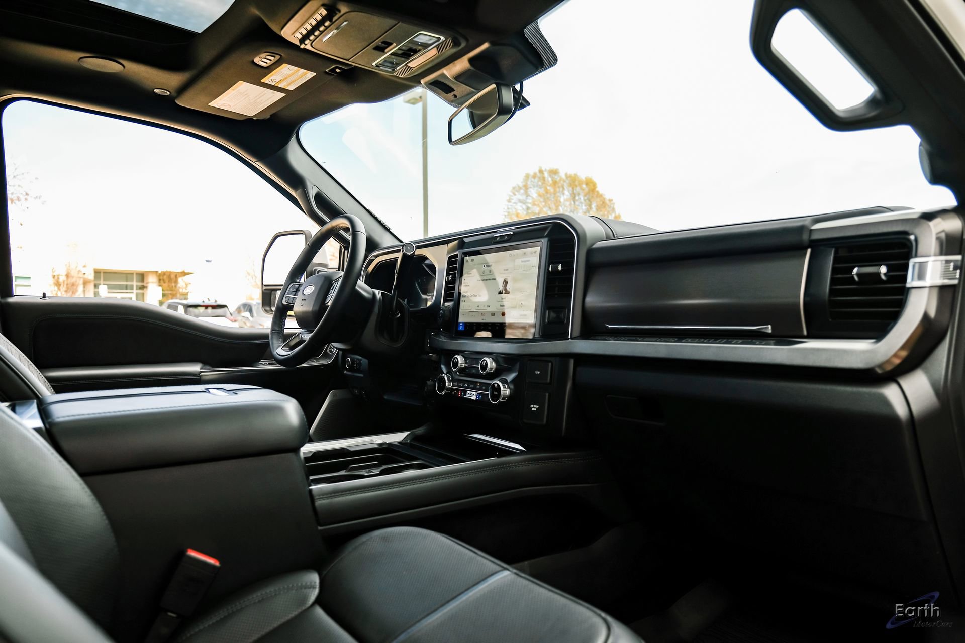 Used 2026 Ford F450 Platinum w/ FX4 Off-Road Package image 51