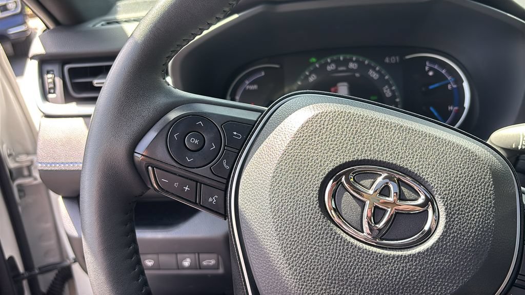 Used 2022 Toyota RAV4 XSE w/ XSE Grade Weather Package AWD/4WD image 17