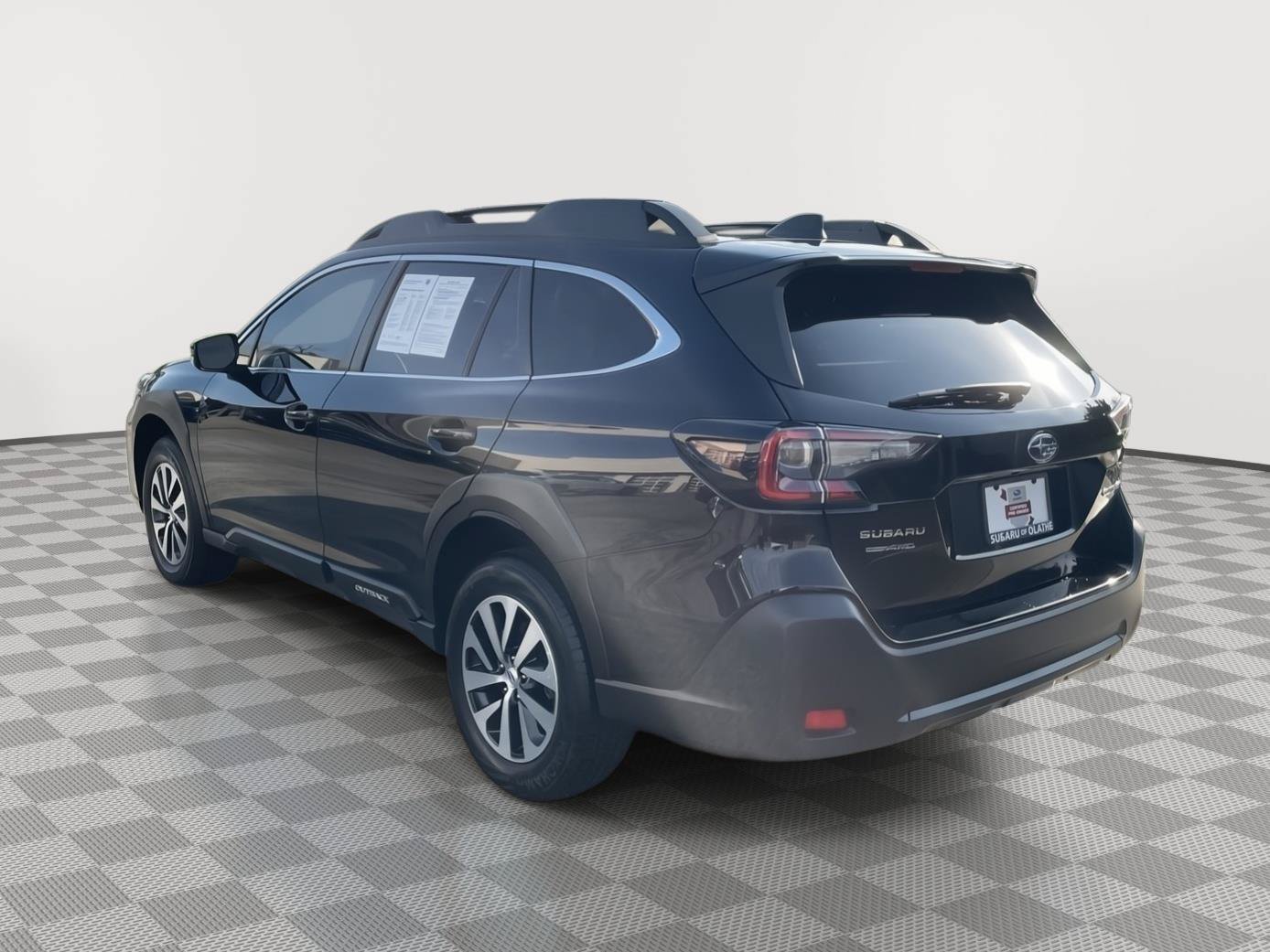Certified 2024 Subaru Outback Premium AWD/4WD image 10