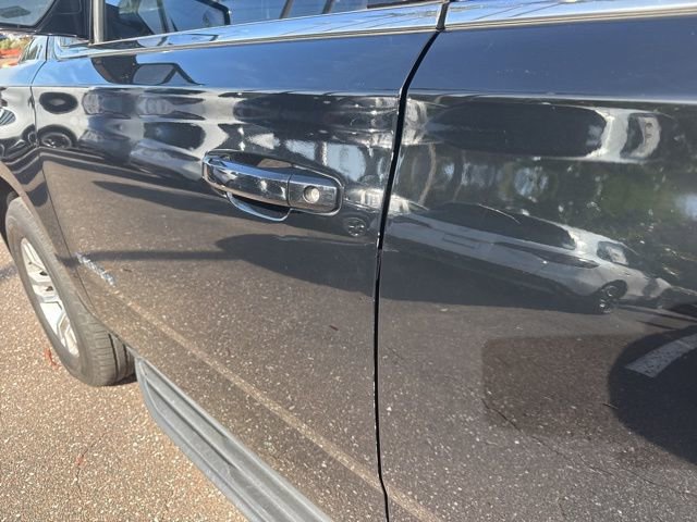 Used 2019 Chevrolet Tahoe LT image 4