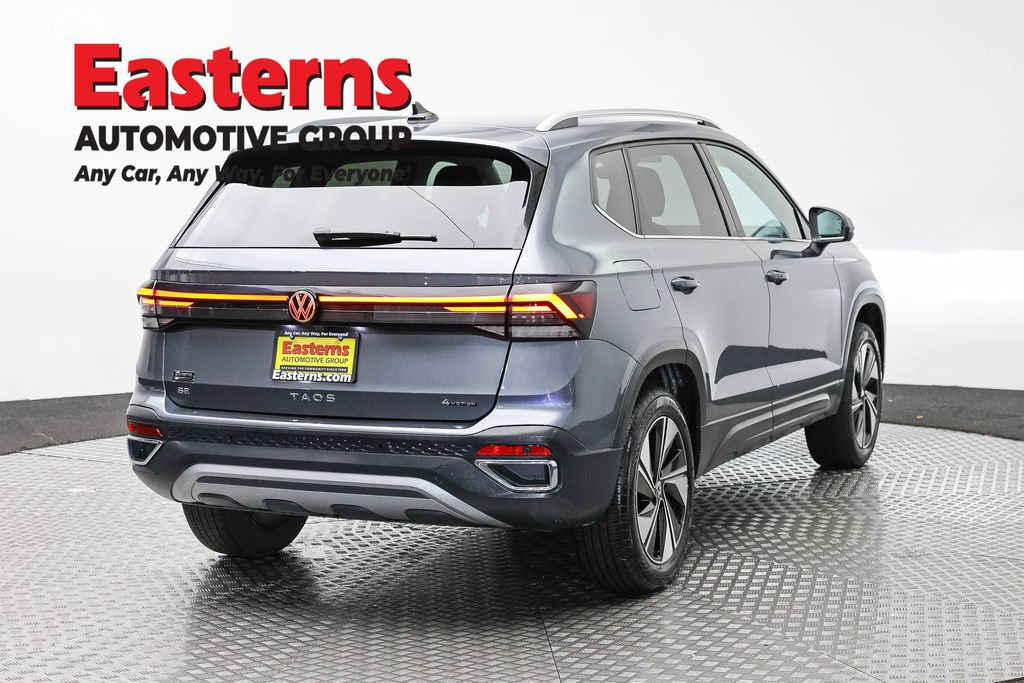 Used 2025 Volkswagen Taos SE AWD/4WD image 6