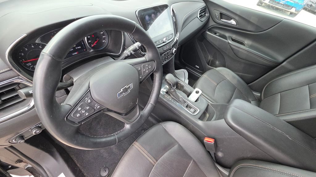 Used 2024 Chevrolet Equinox Premier image 12