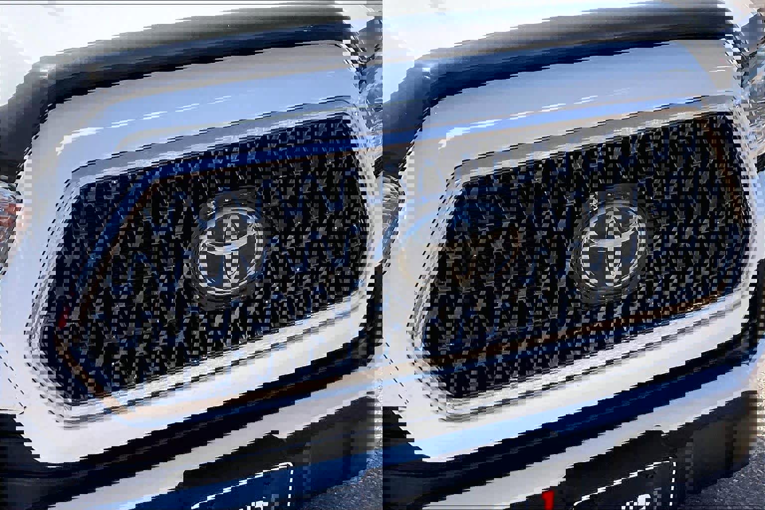 Used 2019 Toyota Tacoma TRD Off-Road image 29