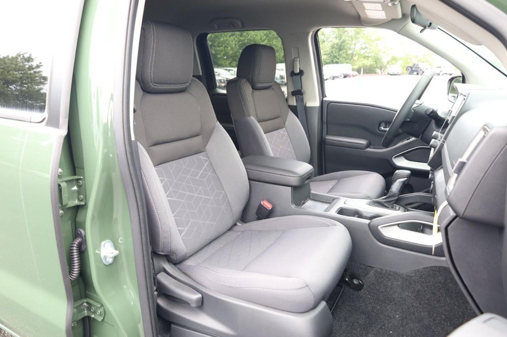 New 2026 Nissan Frontier SV w/ SV Convenience Package AWD/4WD image 23