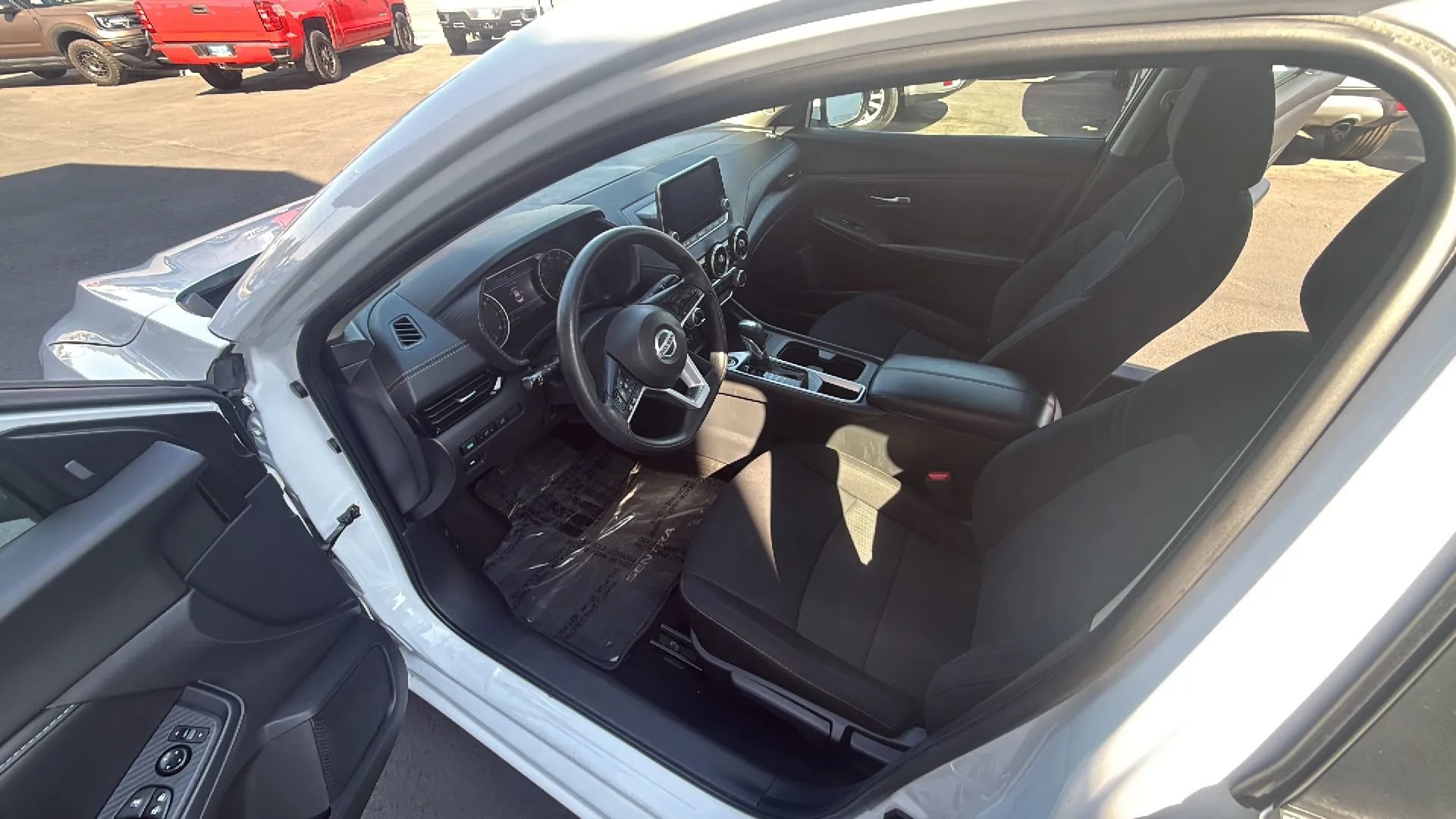 Used 2023 Nissan Sentra SV FWD image 18