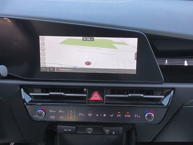 Used 2025 Kia Niro EX FWD image 18