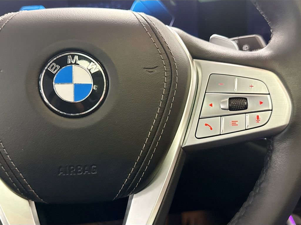 Certified 2024 BMW X7 xDrive40i w/ Premium Package image 12