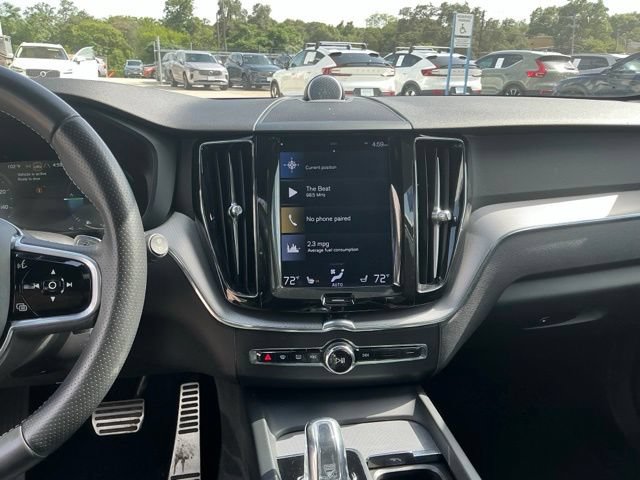 Used 2018 Volvo XC60 T8 R-Design w/ Convenience Package AWD/4WD image 17