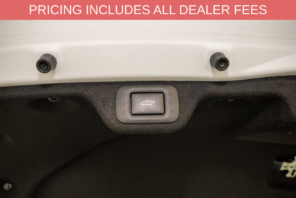 Used 2026 Toyota Crown Platinum AWD/4WD image 6