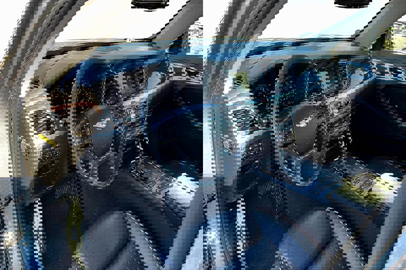 Used 2015 Hyundai Genesis 3.8 w/ Option Group 03 image 12