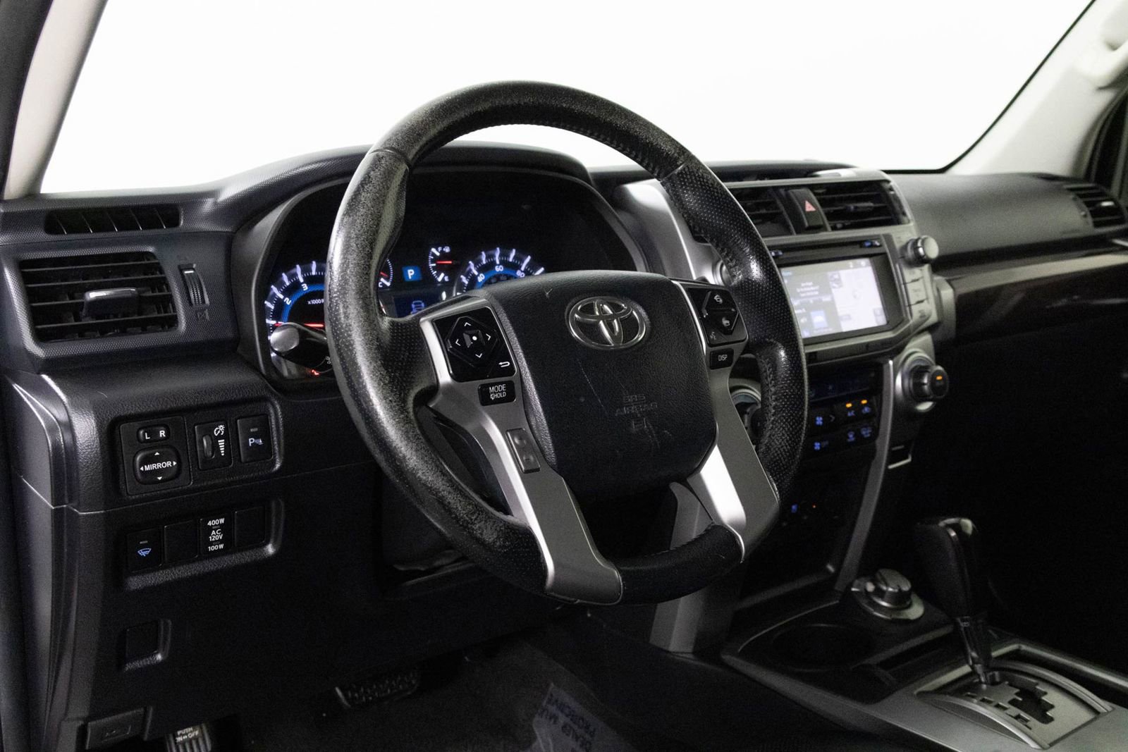 Used 2014 Toyota 4Runner Limited AWD/4WD image 5