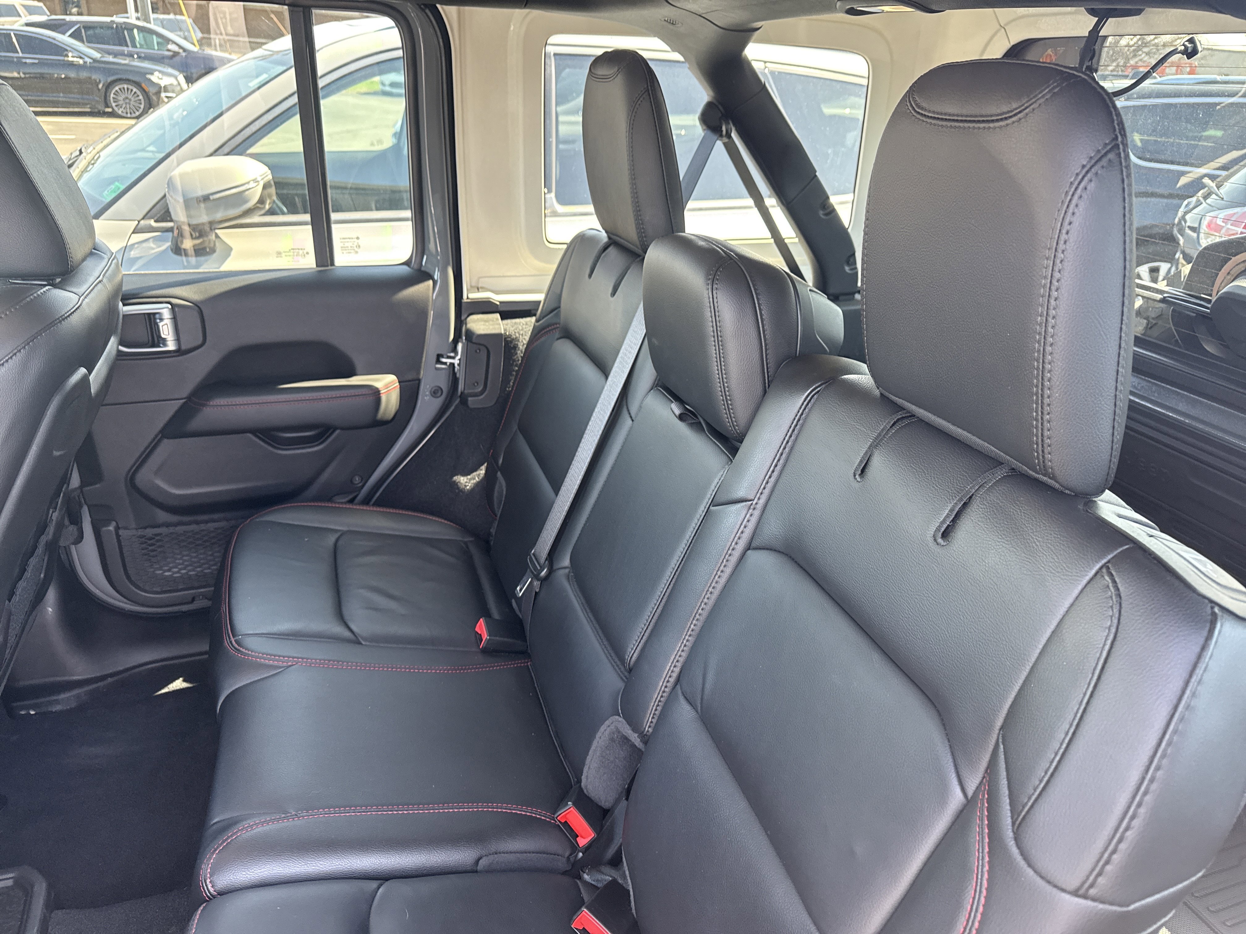 Used 2021 Jeep Wrangler Unlimited Rubicon w/ Dual Top Group image 9