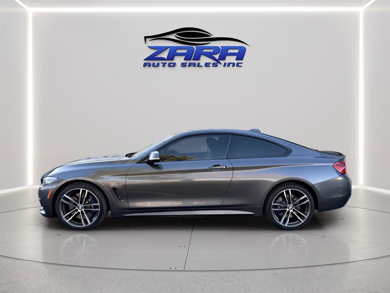 Used 2019 BMW 440i xDrive Coupe w/ M Sport Package image 3