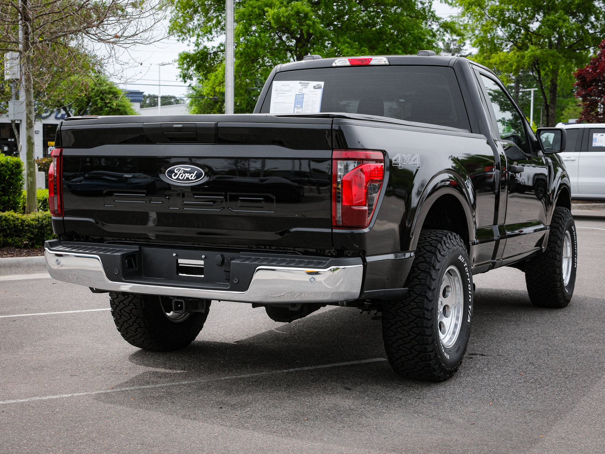 Used 2025 Ford F150 XL w/ Equipment Group 103A High AWD/4WD image 10