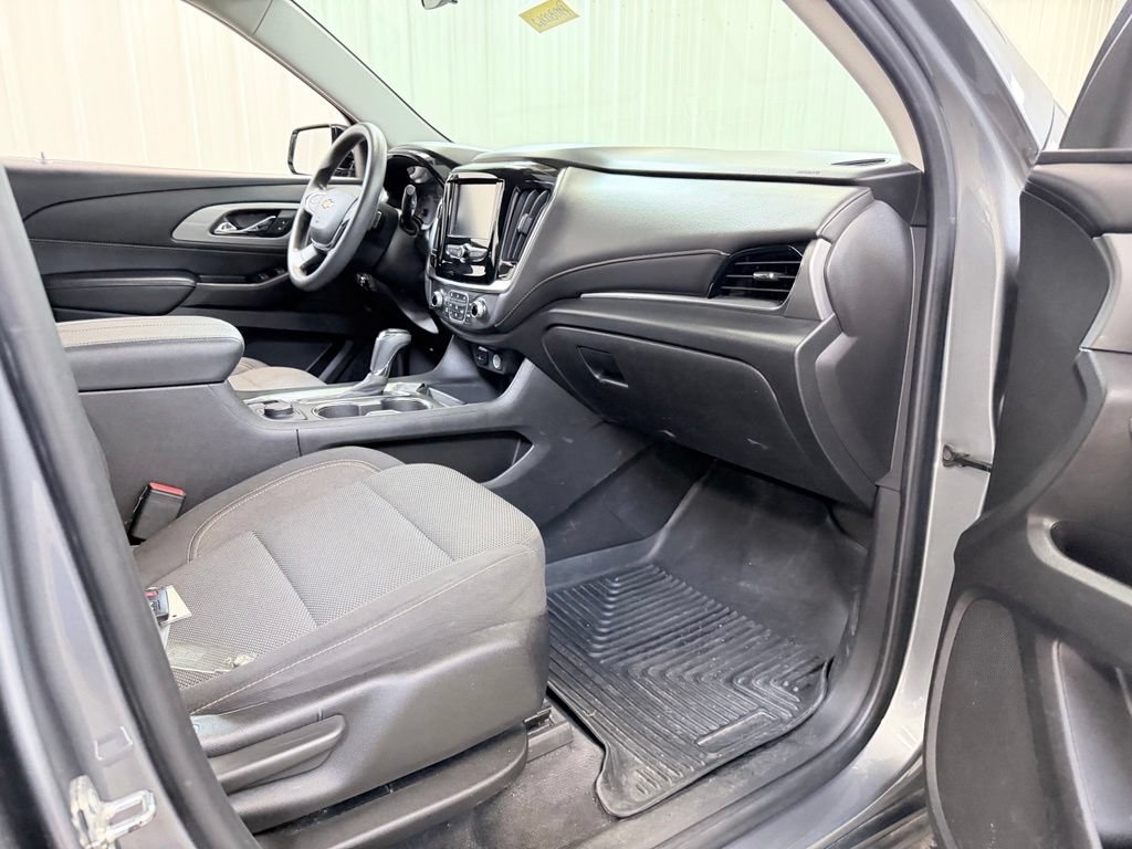 Used 2019 Chevrolet Traverse LS FWD image 34
