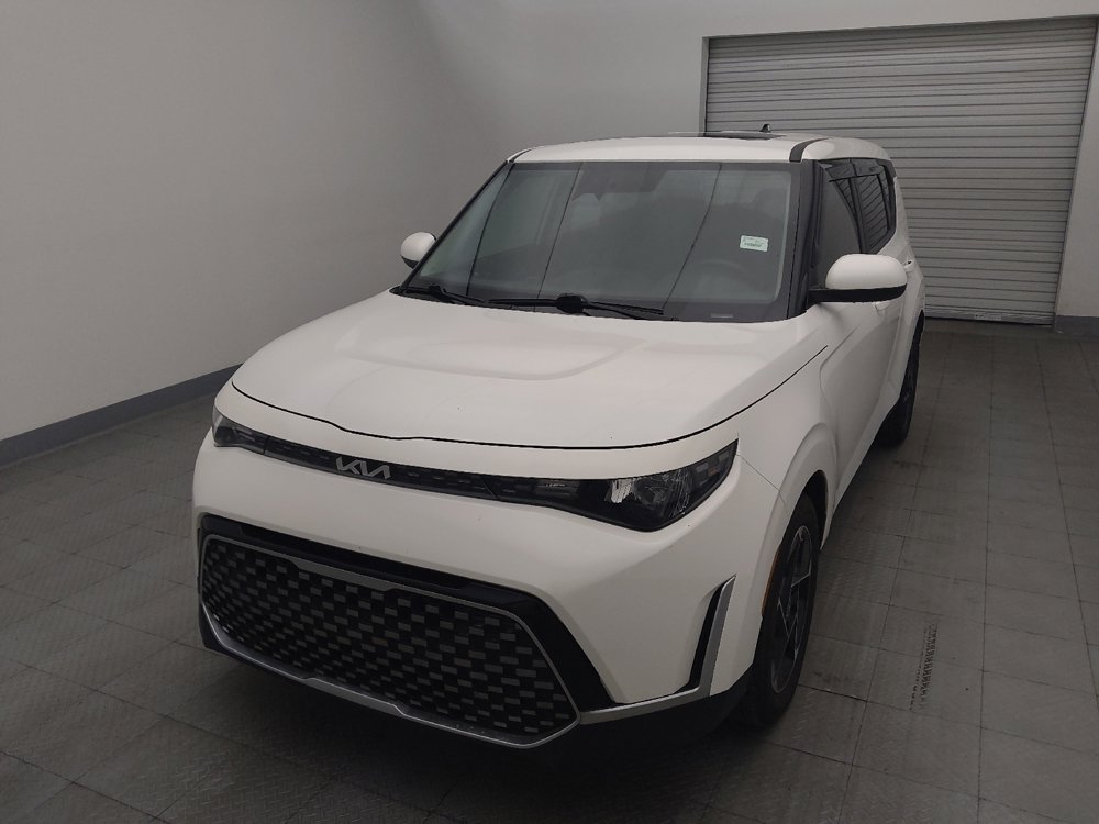 Used 2024 Kia Soul EX image 15