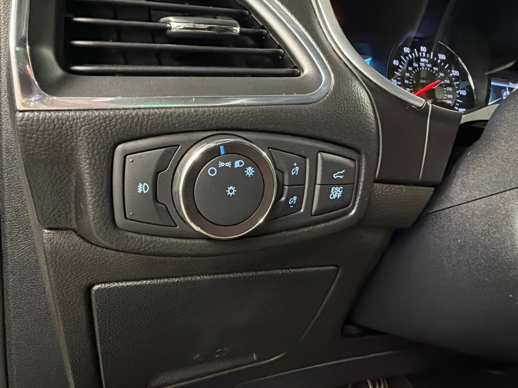 Certified 2019 Ford Edge ST w/ Equipment Group 401A AWD/4WD image 17