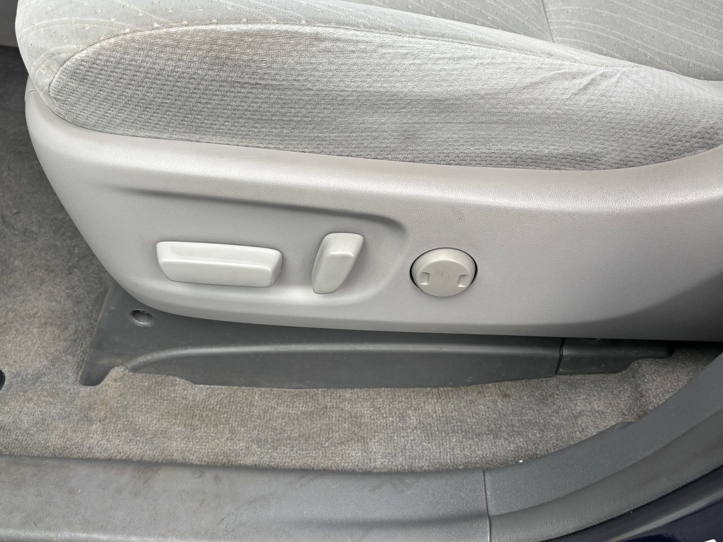 Used 2018 Toyota Sienna LE AWD/4WD image 15