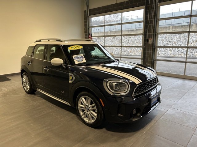Used 2023 MINI Cooper Countryman SE w/ Storage Package image 4