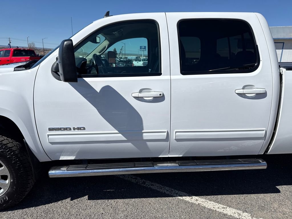 Used 2013 GMC Sierra 2500 SLT w/ SLT Convenience Package image 9