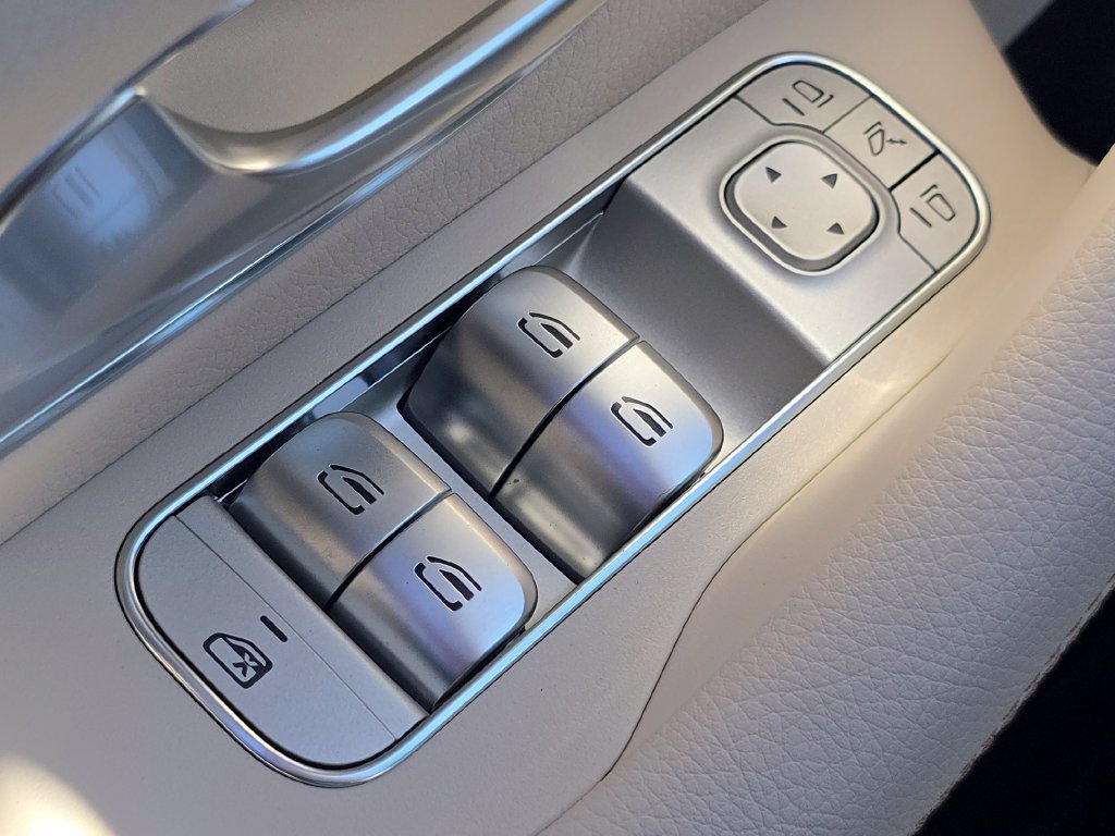 New 2027 Mercedes-Benz GLS 450 4MATIC image 30