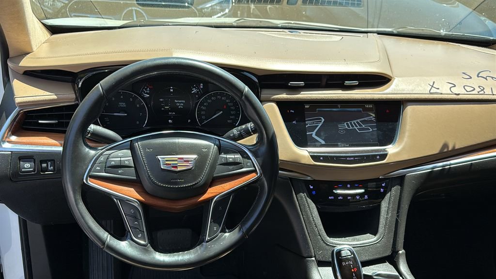 Used 2019 Cadillac XT5 Platinum AWD/4WD image 28