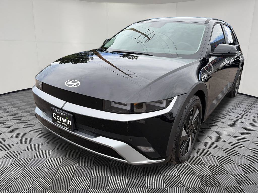 Used 2026 Hyundai Ioniq 5 SEL RWD image 3