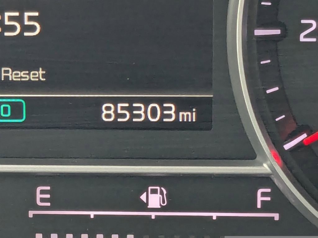 Used 2022 Kia Sorento EX image 28