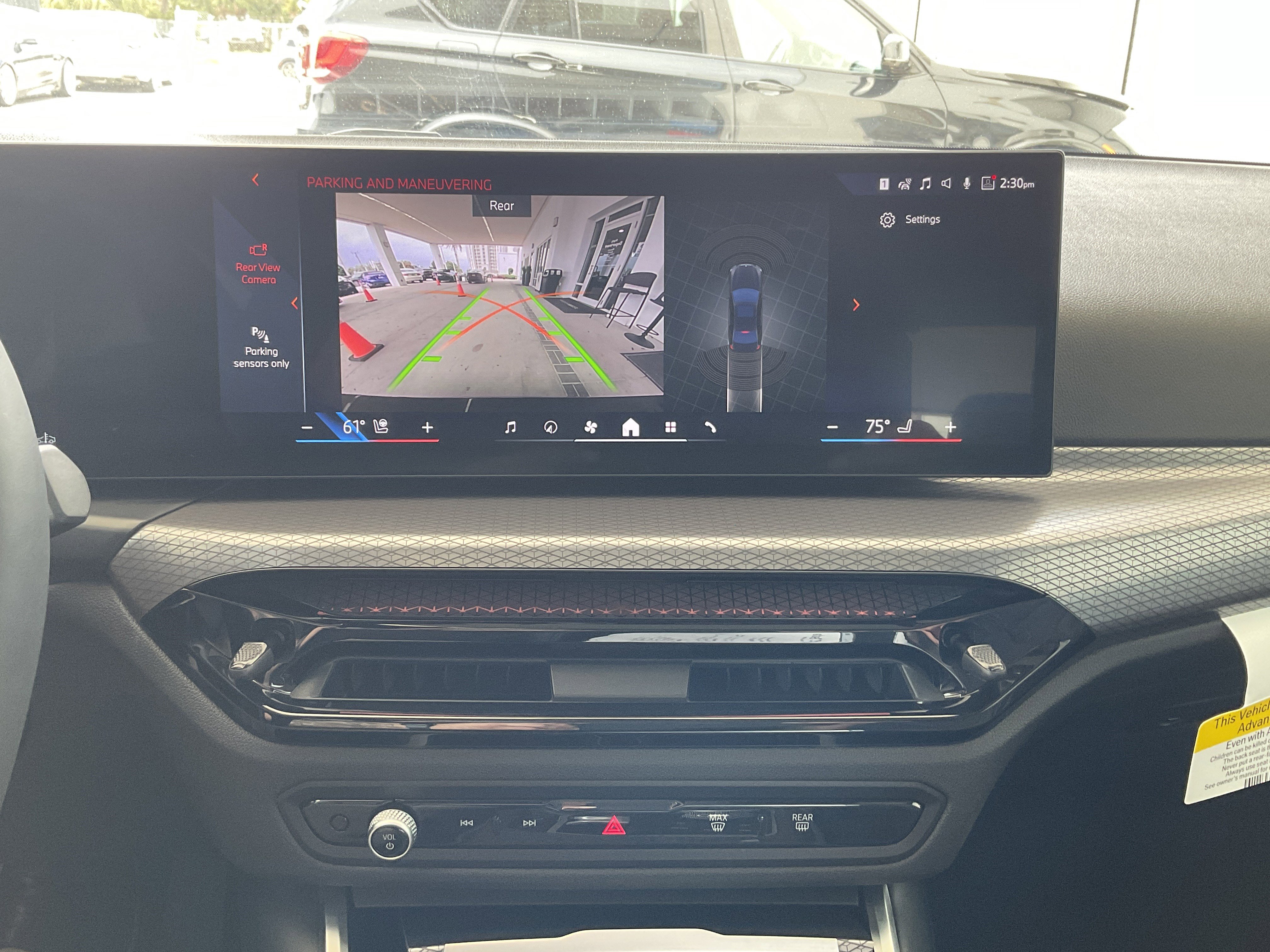 Certified 2025 BMW 330i Sedan w/ Convenience Package image 16