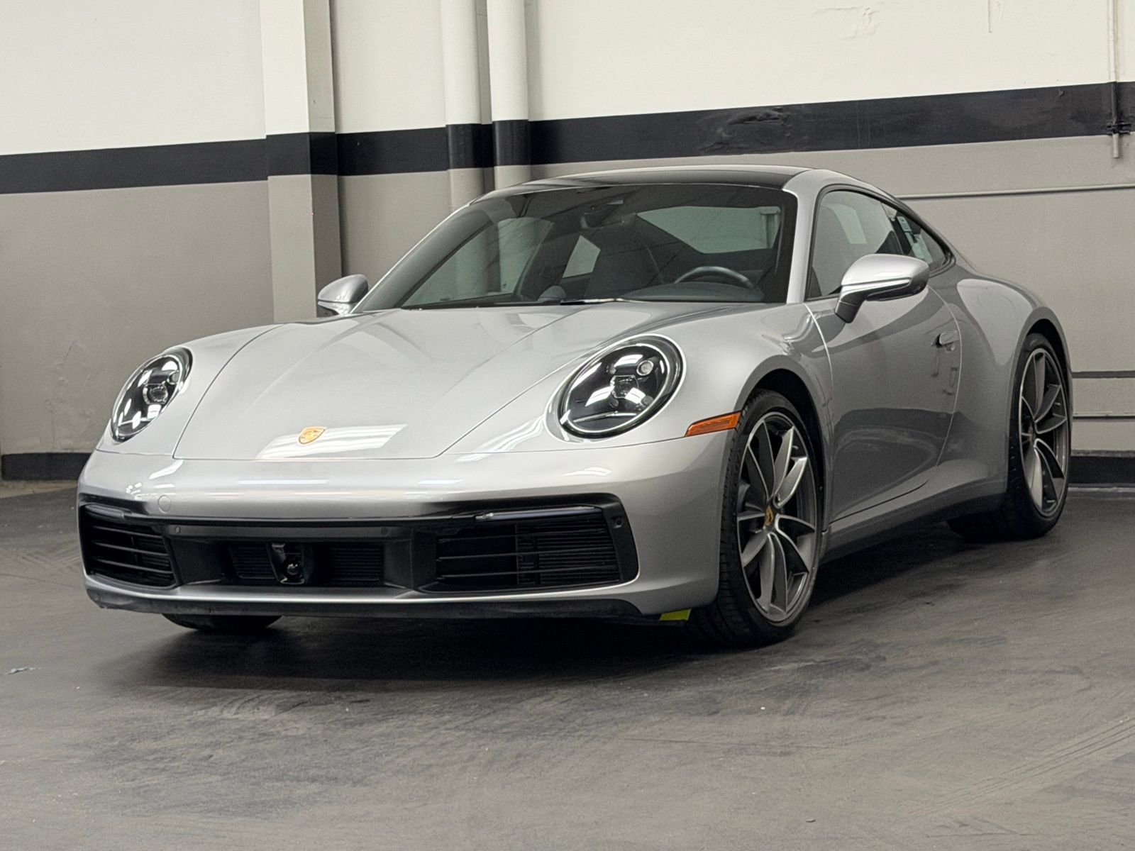 Used 2023 Porsche 911 Carrera w/ Premium Package image 6