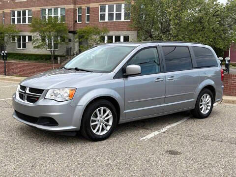 Used 2012 Dodge Grand Caravan SXT image 4