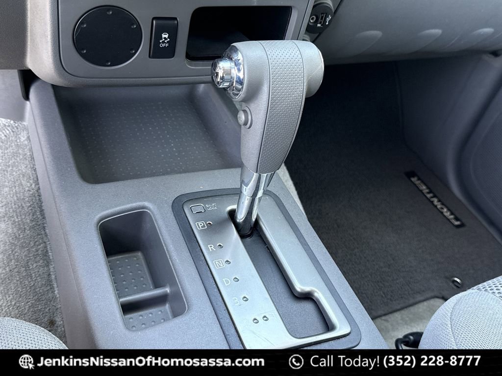 Used 2017 Nissan Frontier SV RWD image 33