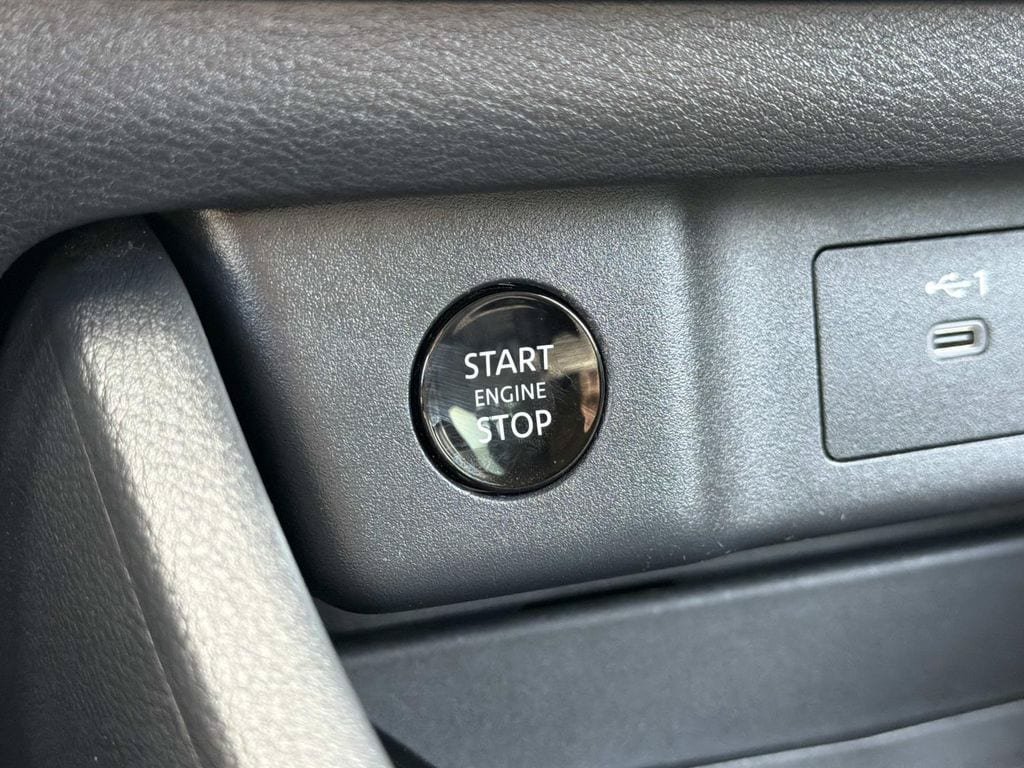 Certified 2024 Nissan Rogue SV AWD/4WD image 24