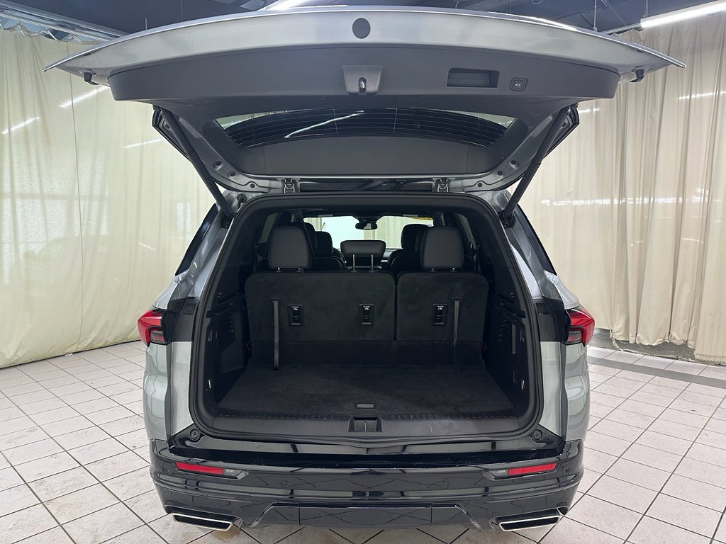 Certified 2025 Buick Enclave Sport Touring image 8