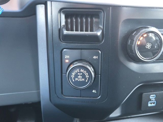 Used 2023 Ford F150 XLT AWD/4WD image 32