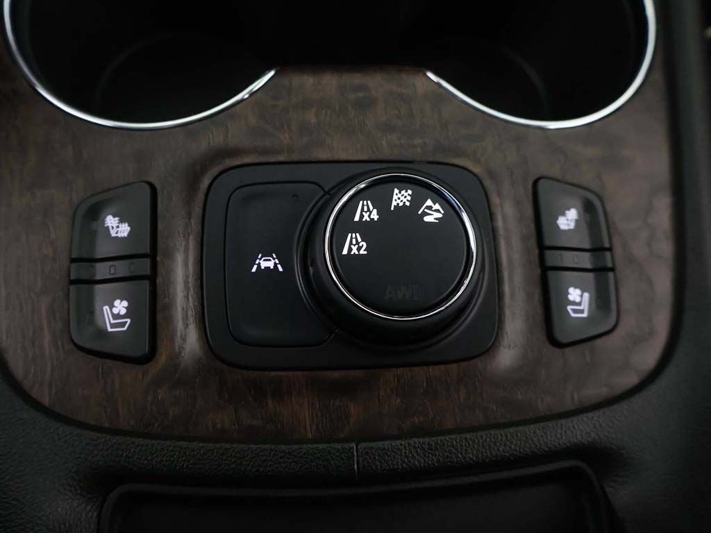 Used 2023 GMC Acadia Denali AWD/4WD image 53