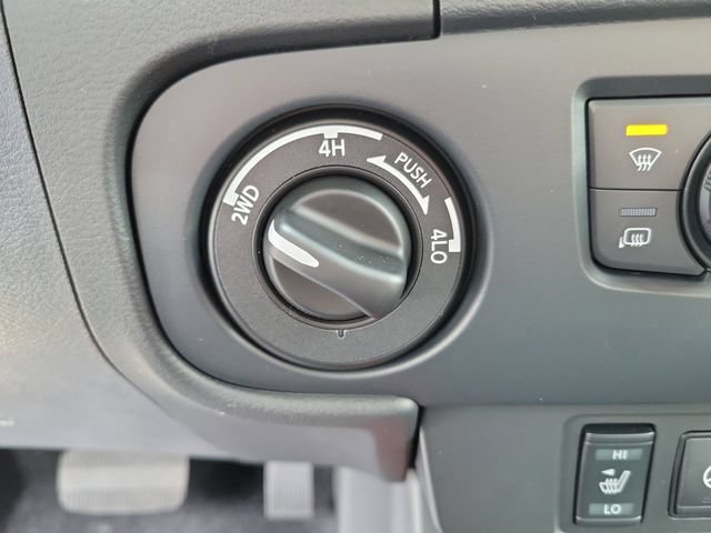 New 2026 Nissan Frontier PRO-4X w/ Pro-4x Convenience Package AWD/4WD image 23