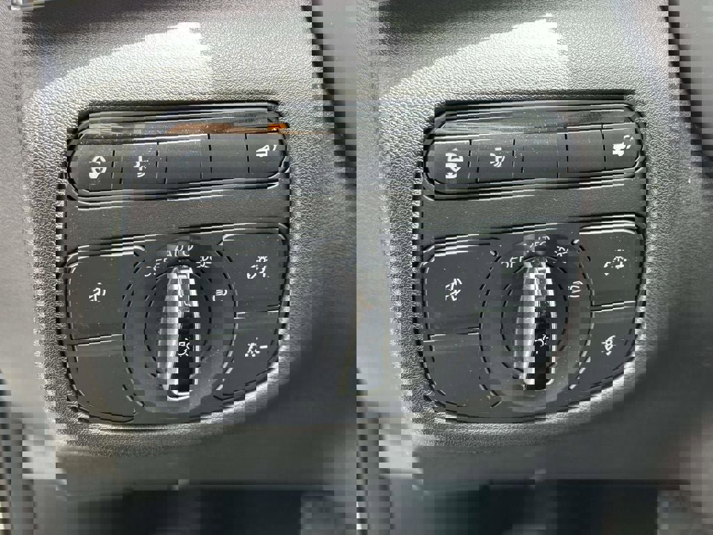 Used 2022 INFINITI QX50 Essential image 22