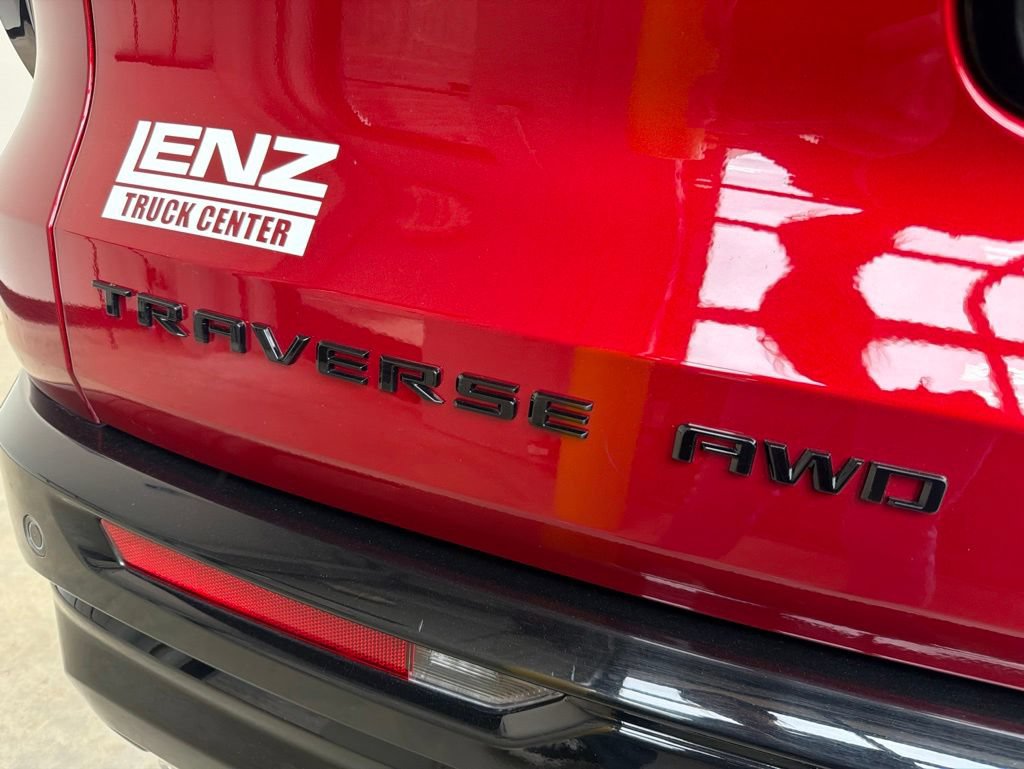 Used 2026 Chevrolet Traverse RS w/ LPO, Floor Liner Package AWD/4WD image 13